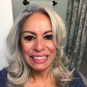 Meet your Posher, Marisa